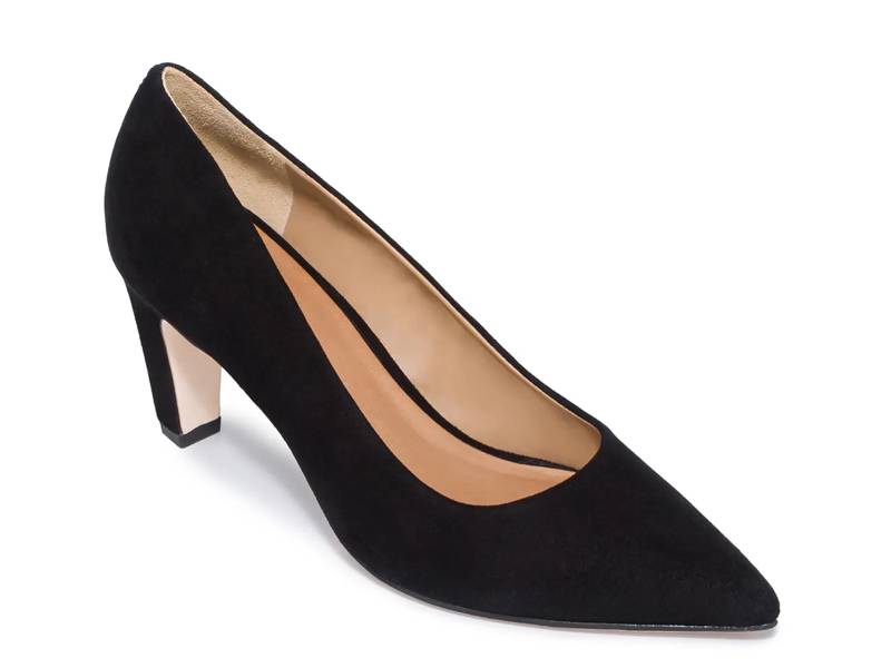 Giselle Pump