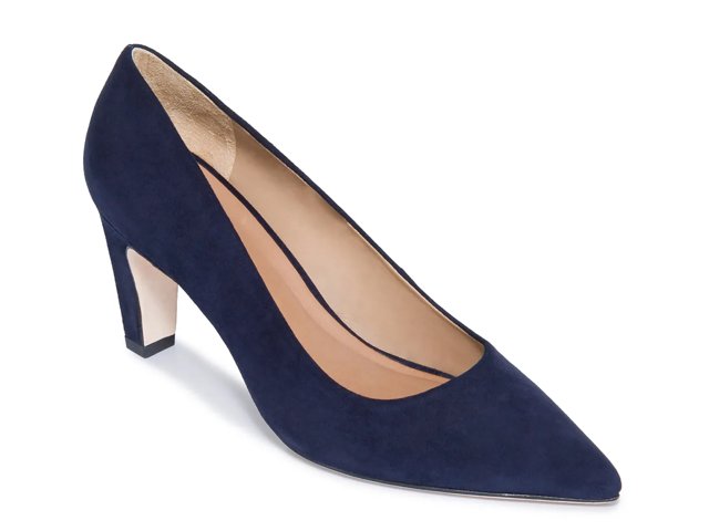 Giselle Pump