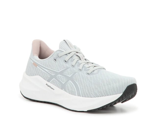 Versablast 4 Running Shoe - Women's