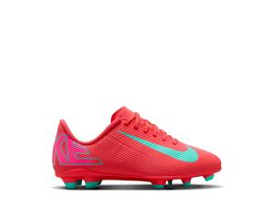 Featuring the kids' Nike Vapor 16 Club Soccer Cleat.  Click to shop kids' Nike cleats at DSW Designer Shoe Warehoues