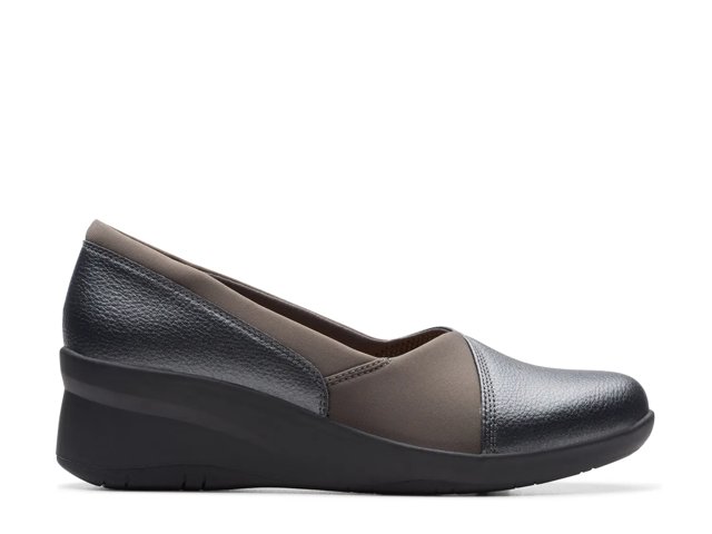 Suttyn Walk Wedge Slip-On