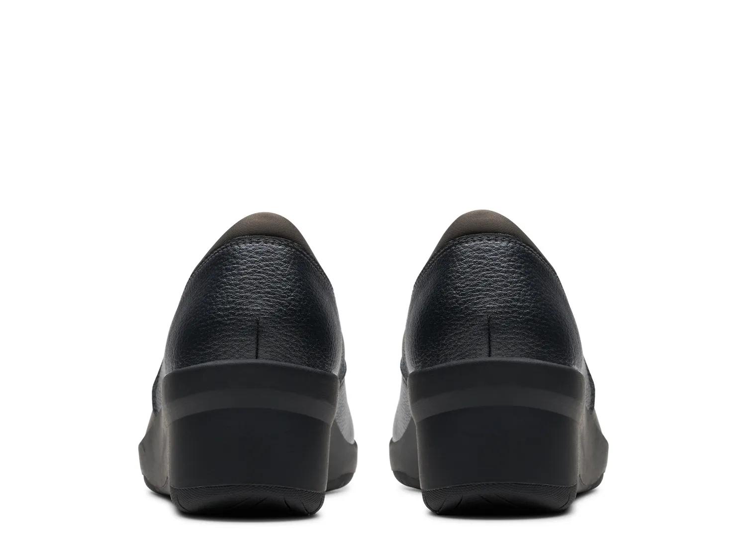 Suttyn Walk Wedge Slip-On