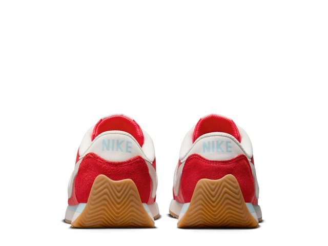 Pacific Sneaker - Women's