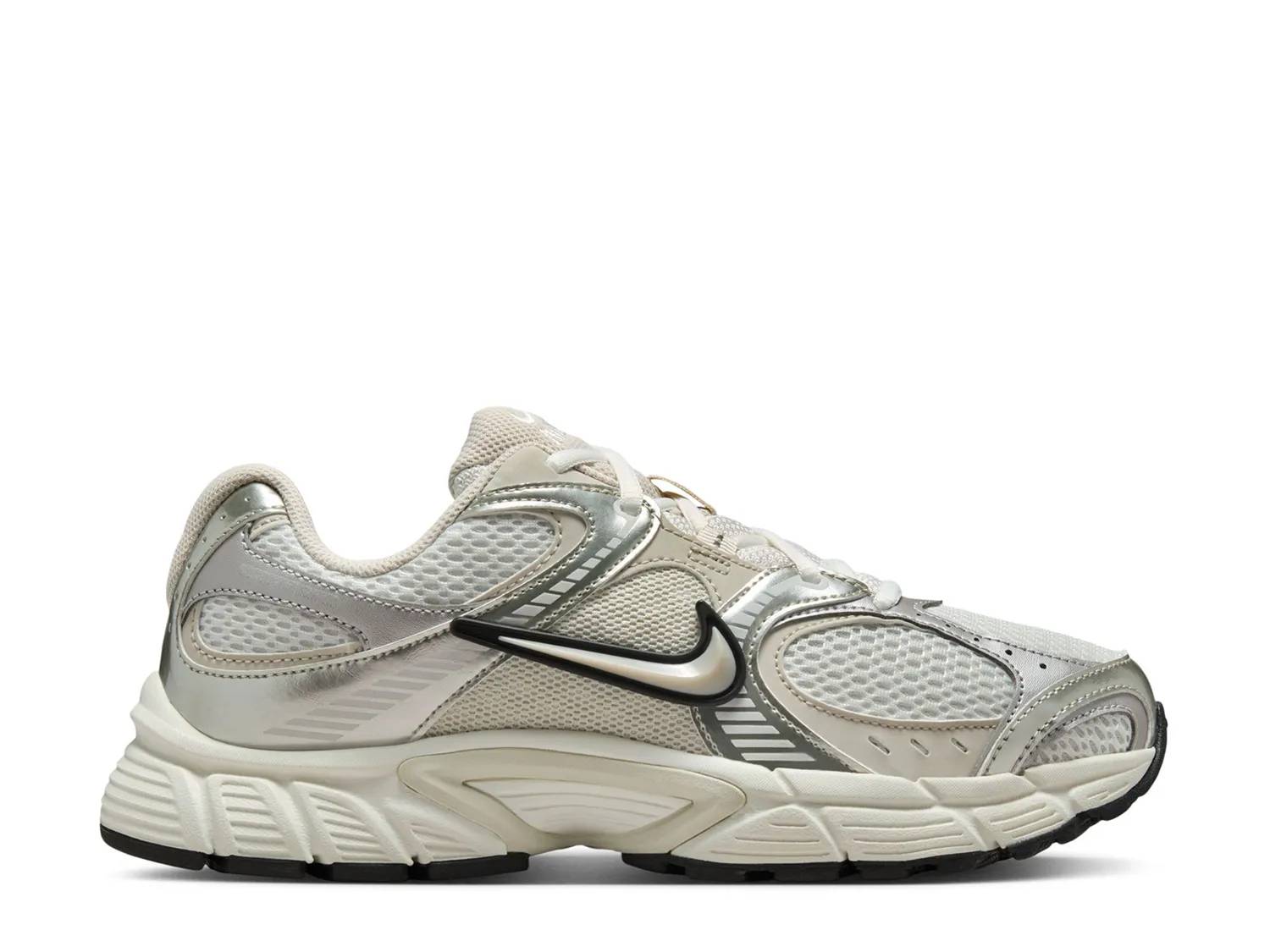 V5 RNR Sneaker - Women's