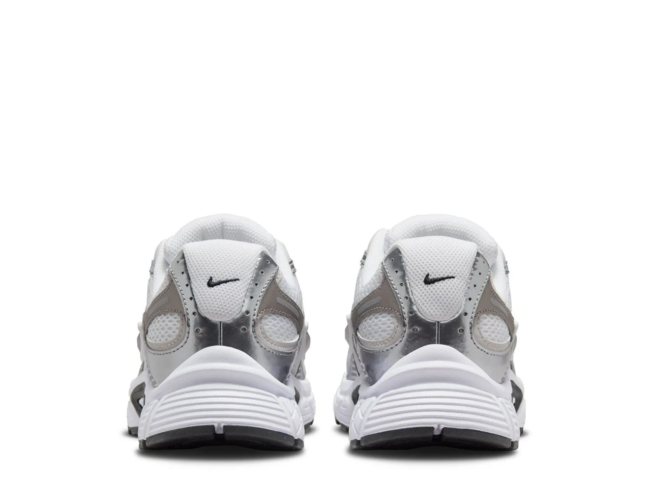 V5 RNR Sneaker - Women's