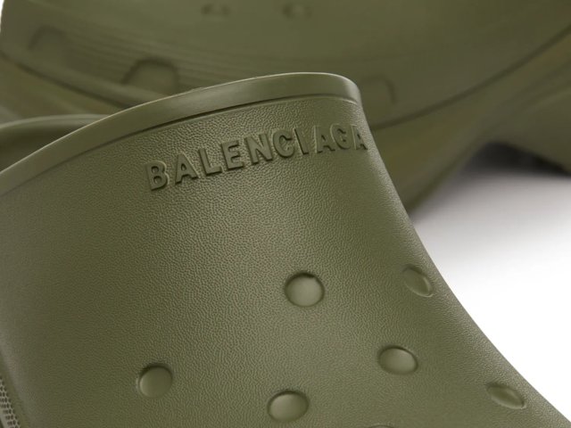 Balenciaga x Crocs Platform Mule - Men's - Free Shipping | DSW