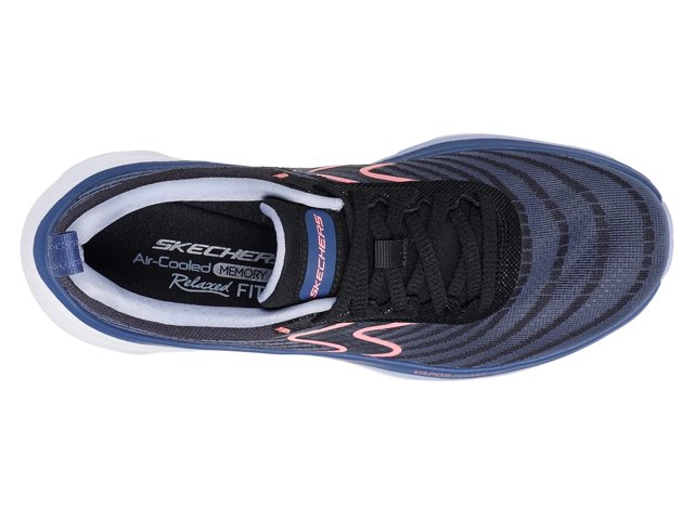 D'Lux Vapor Sneaker - Women's