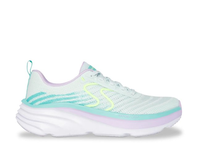 D'Lux Vapor Sneaker - Women's