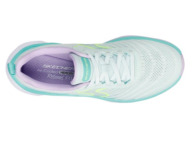 D'Lux Vapor Sneaker - Women's