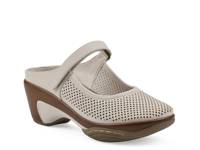 Vinto2 Mary Jane Clog Eggshell view