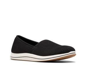 Featuring the women's Clarks Breeze Stretch Slip-On. Click to shop Clarks casual shoes at DSW Designer Shoe Warehouse