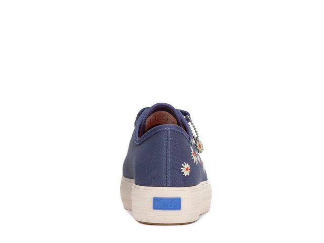 Triple Kick Sneaker - Women's 