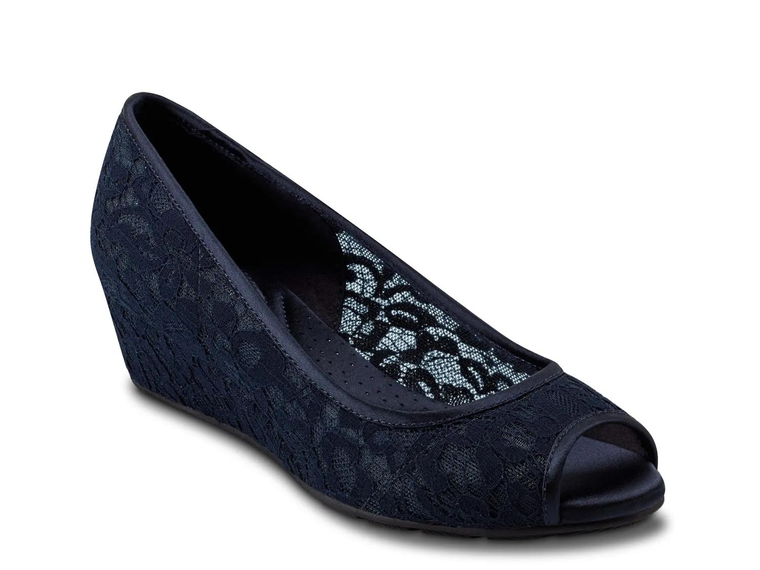 Candra Wedge Pump - image 2