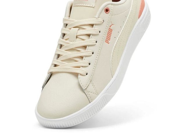 Vikky v3 Sneaker - Women's