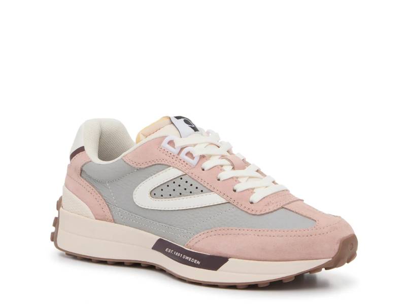 Match Sneaker - Women's