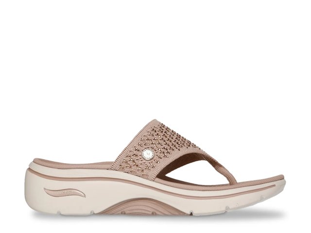 X Martha Stewart GO WALK Arch Fit 2.0 Sandal