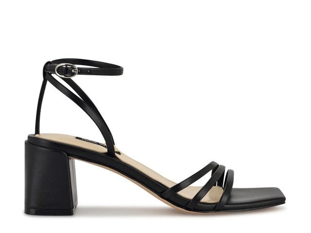 Nembae Sandal