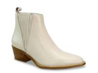 Flirt Bootie White view