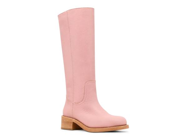 Click to shop women's boots at DSW Designer Shoe Warehouse.