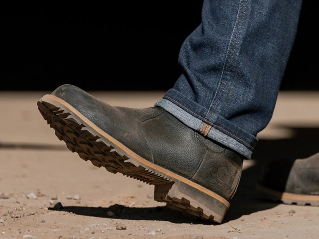 Carhartt Frontier Chelsea Soft Toe Work Boot - Women's - Free