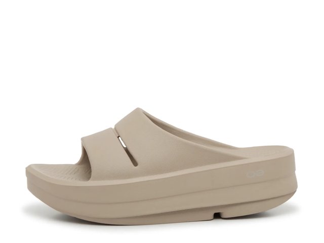 OOmega OOahh Wedge Sandal - Women's