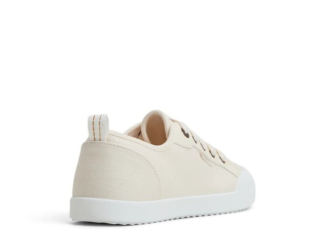 Shorebreak Oxford Sneaker