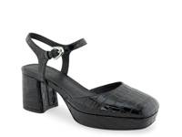 Soir Pump Black Croc Print view