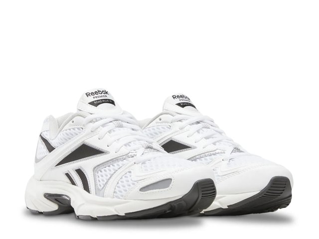 Premier Road Plus VI Sneaker - Women's