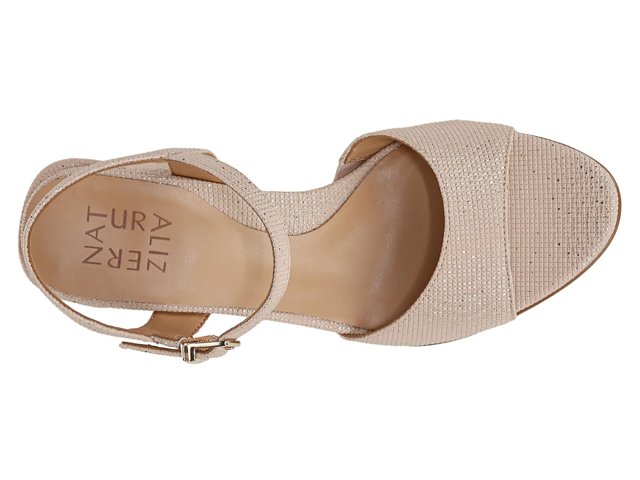 Naturalizer Daisy Sandal - Free Shipping | DSW
