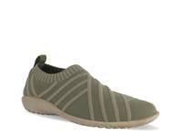 Okahu Slip-On Sage Green view