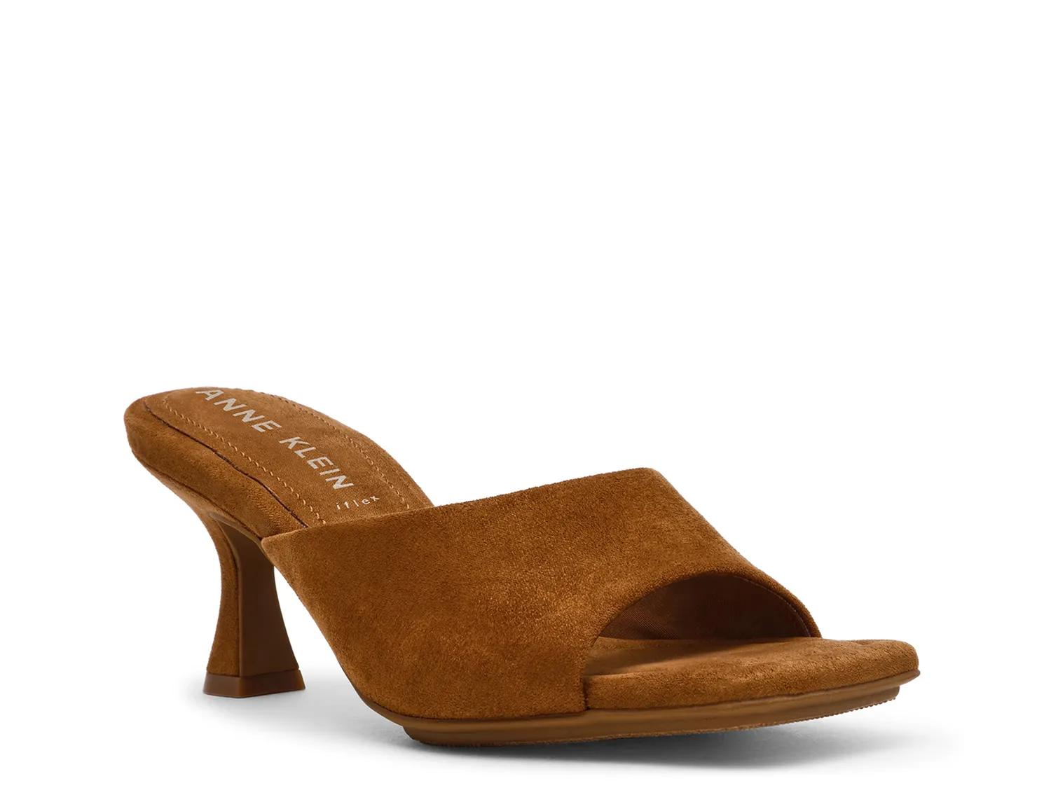 Jerilyn Sandal - image 3