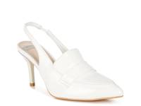 Voisin Pump White view