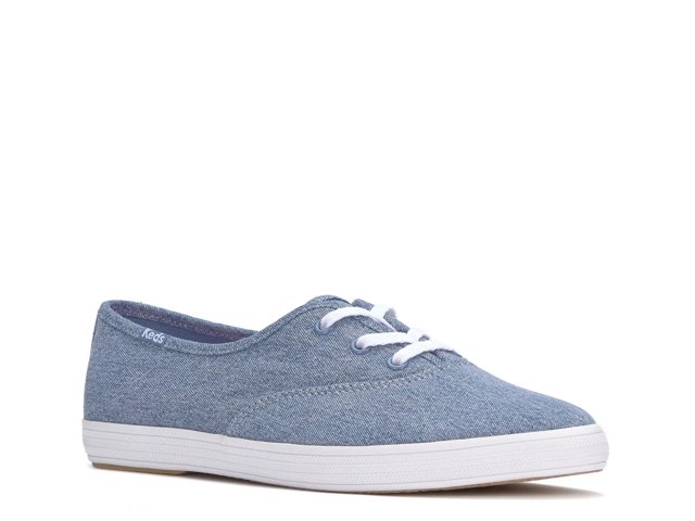 Point Low Sneaker - Women's 