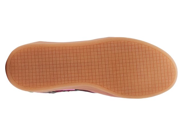 (取寄) マッデン ガール レディース  Madden Girl women Giia Chocolate Pink Madden Girl Gia Court Sneaker - Free Shipping | DSW