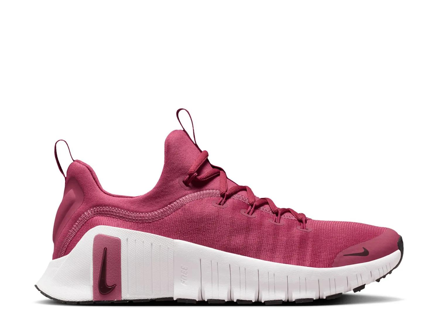 Free Metcon 6 Running Shoe - Women's