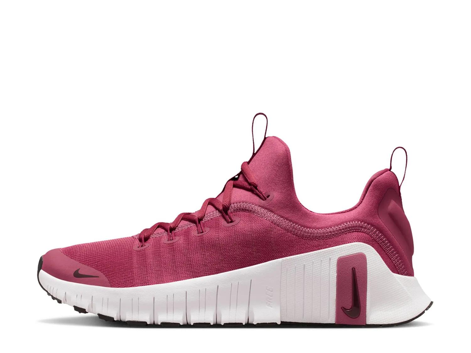 Free Metcon 6 Running Shoe - Women's