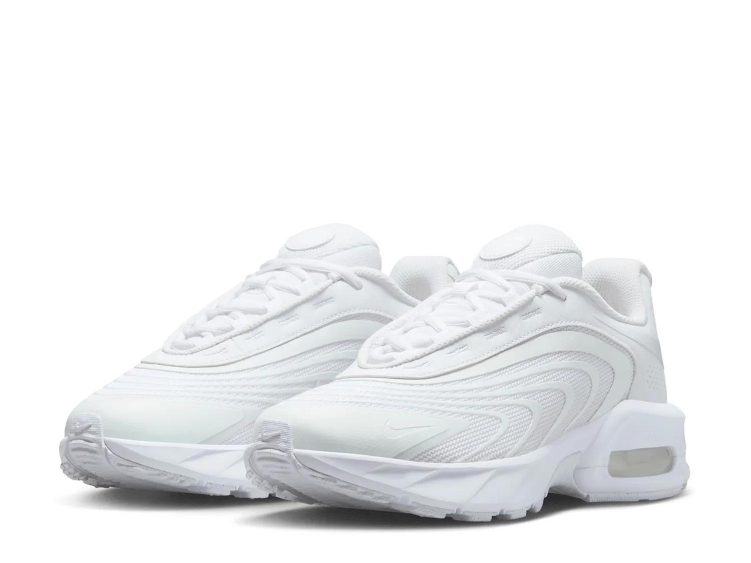 Air Max Fire Sneaker