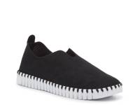 Tulip Slip-On Black view