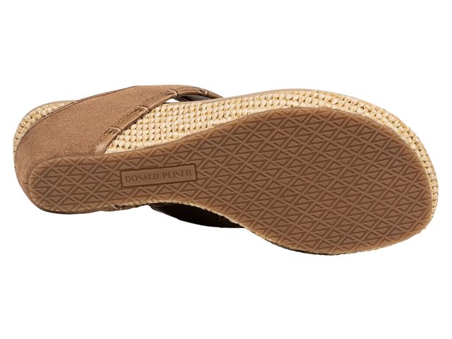 Gyer Wedge Sandal