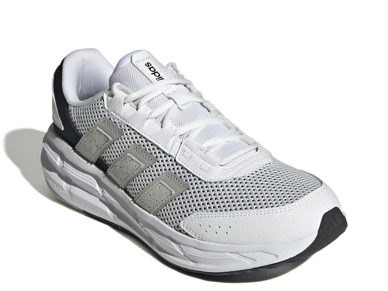 Astrastar Sneaker - Men's - image 2
