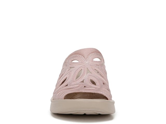 Susie Sandal