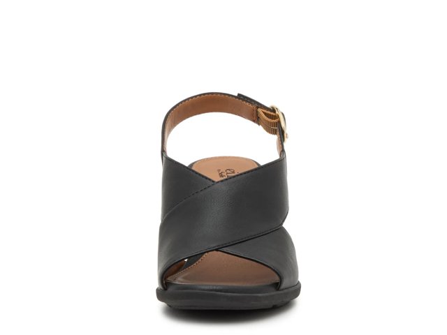 Kylie Sandal