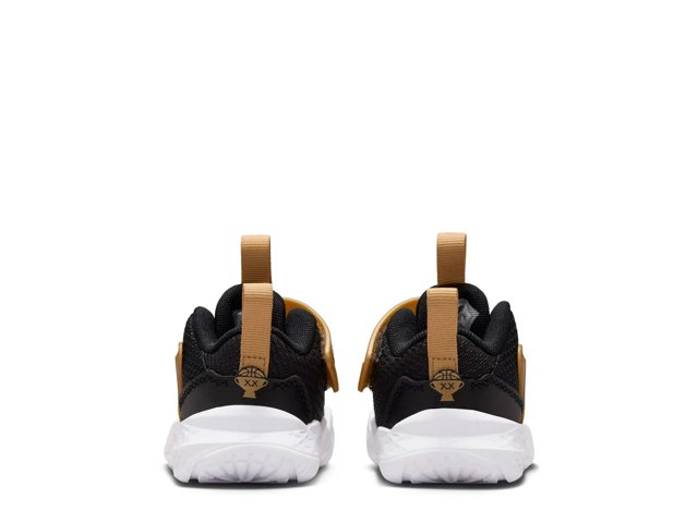 Team Hustle D 12 Sneaker - Kids'