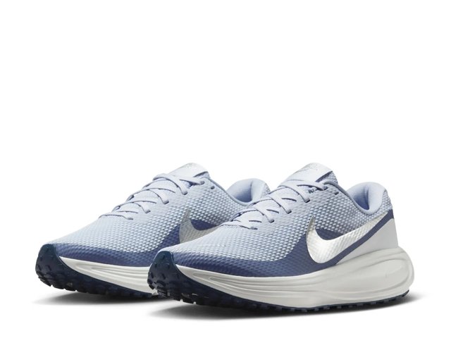 Revolution 8 Running Shoe - Women's