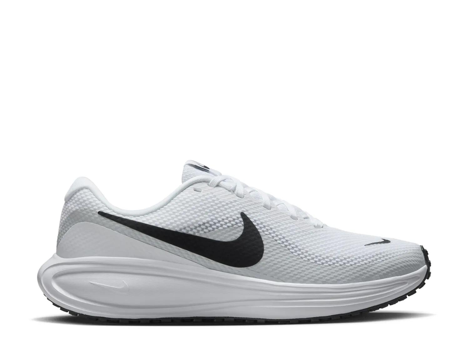 Revolution 8 Running Shoe - Women's - image 2
