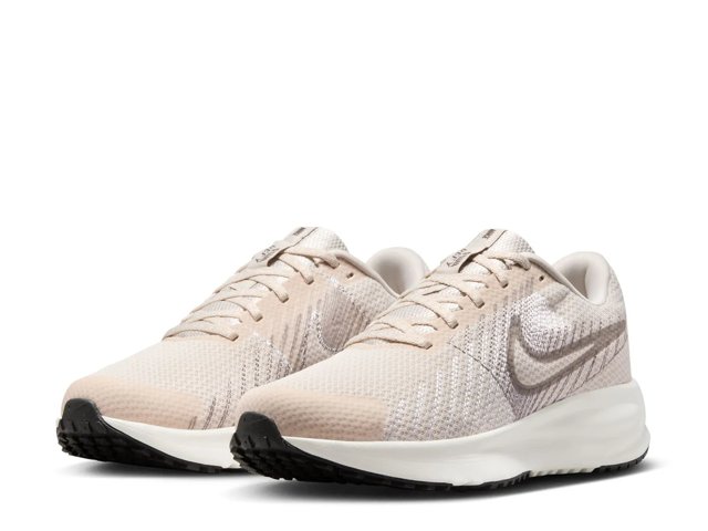 Run Defy Running Shoe - Women's