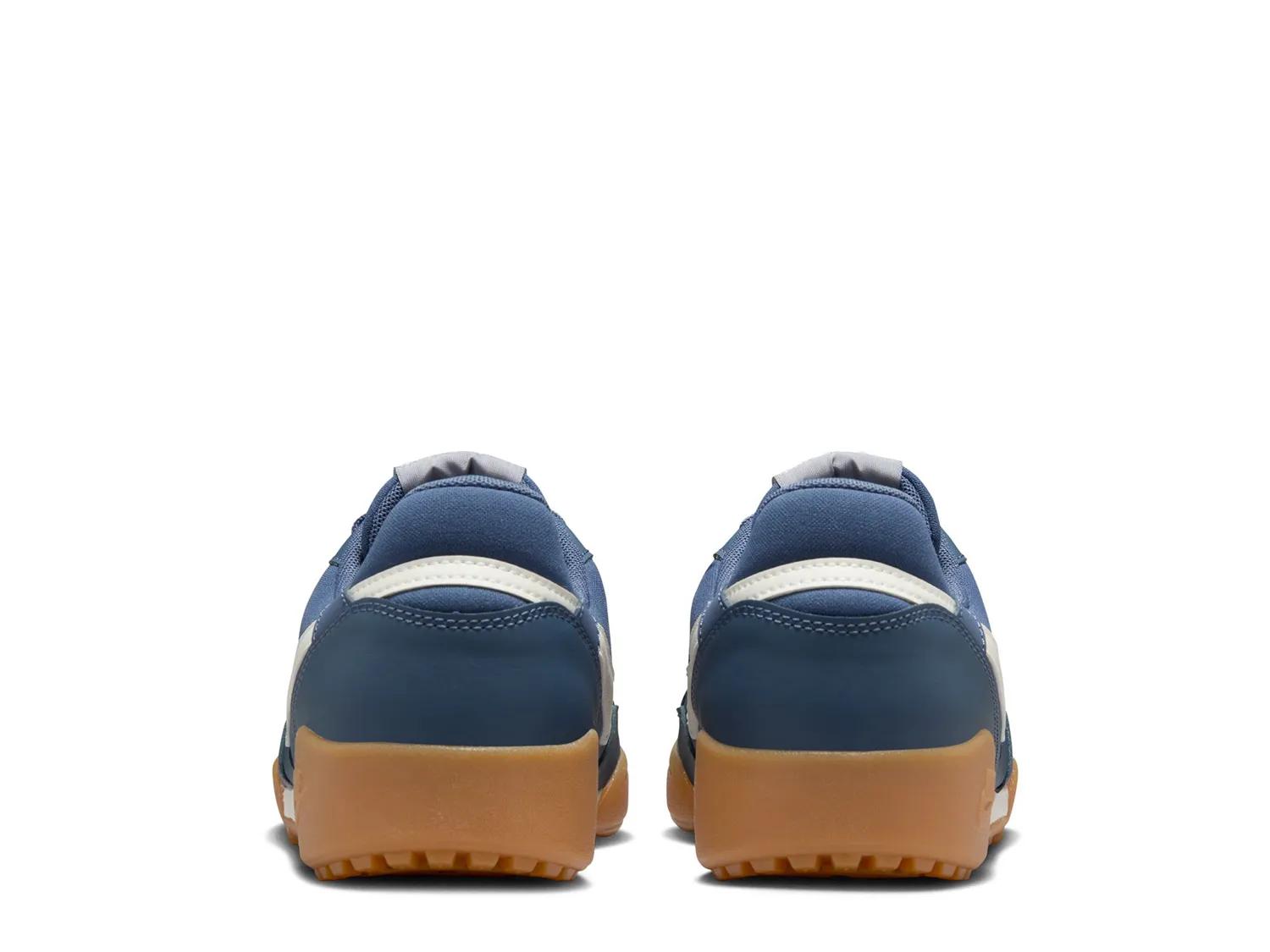 Terra Manta Sneaker