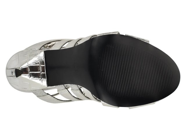 Saleen Sandal