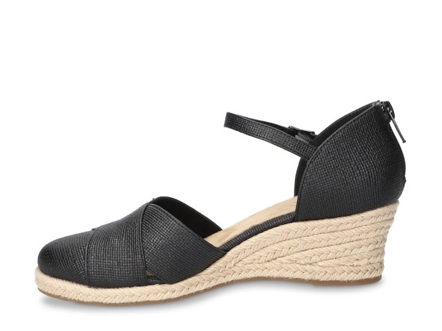 Coast Wedge Sandal