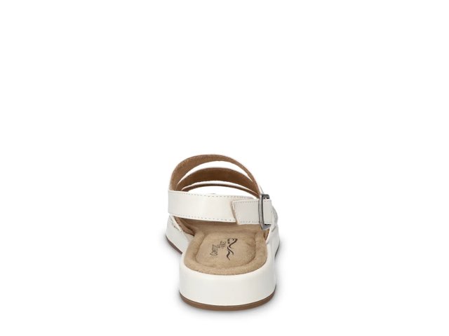 Link Sandal